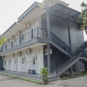 OYO 1176 J3 Residence Syariah